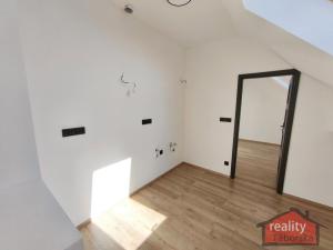 Prodej bytu 2+kk, Nupaky, Nupacká, 35 m2