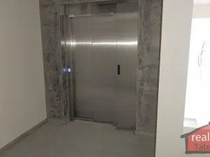 Prodej bytu 2+kk, Nupaky, Nupacká, 60 m2