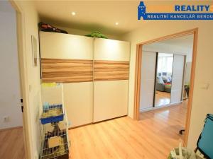 Prodej bytu 3+1, Kladno, Italská, 72 m2
