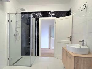 Prodej činžovního domu, Ostrava, Žofie Podlipské, 1500 m2