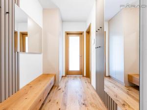 Pronájem bytu 2+kk, Praha - Nusle, Mužíkova, 63 m2