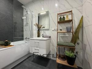 Prodej bytu 3+1, Ostrava, Sokolovská, 65 m2