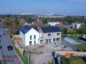 Prodej rodinného domu, Praha - Pitkovice, K dálnici, 166 m2