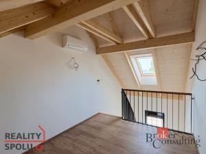 Prodej bytu 4+1, Praha - Pitkovice, K dálnici, 155 m2