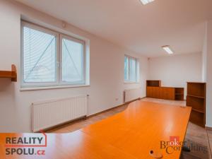 Pronájem kanceláře, Hradec Králové - Kukleny, Pardubická, 17 m2