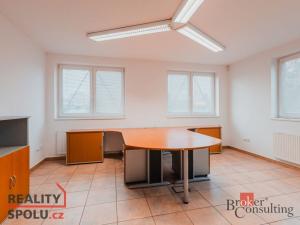 Pronájem kanceláře, Hradec Králové - Kukleny, Pardubická, 17 m2