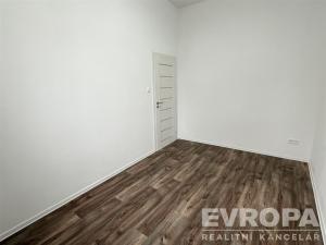 Prodej bytu 2+kk, Žirovnice, Havlíčkovo náměstí, 39 m2