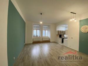 Pronájem bytu 2+kk, Opava - Předměstí, Olomoucká, 66 m2