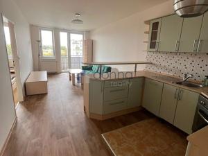 Pronájem bytu 2+kk, Praha, Bechlínská, 50 m2