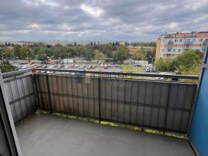 Pronájem bytu 2+kk, Praha, Bechlínská, 50 m2