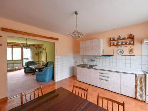 Prodej rodinného domu, Chrášťany, 154 m2