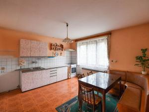 Prodej rodinného domu, Chrášťany, 154 m2