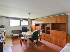 Prodej rodinného domu, Chrášťany, 154 m2