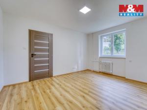 Prodej bytu 2+1, Klatovy - Klatovy V, Rozvoj, 60 m2