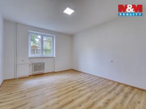 Prodej bytu 2+1, Klatovy - Klatovy V, Rozvoj, 60 m2