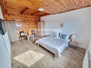 Pronájem rodinného domu, Černá v Pošumaví, 200 m2