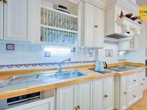 Prodej vily, Luže - Radim, 700 m2