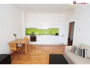 Pronájem bytu 2+kk, Praha - Žižkov, Čajkovského, 51 m2