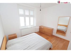 Pronájem bytu 2+kk, Praha - Žižkov, Čajkovského, 51 m2