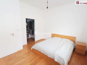 Pronájem bytu 2+kk, Praha - Žižkov, Čajkovského, 51 m2