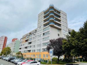 Pronájem bytu 3+kk, Praha - Stodůlky, Bašteckého, 68 m2