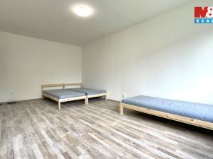 Pronájem bytu 3+1, Radvanice, 78 m2