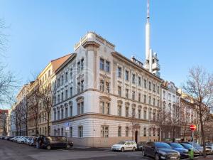 Pronájem bytu 1+kk, Praha - Vinohrady, Velehradská, 30 m2