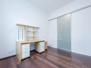 Pronájem bytu 5+kk, Praha, Mánesova, 146 m2