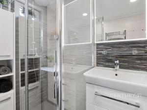 Pronájem rodinného domu, Krupka, Alešova, 67 m2