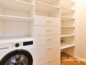 Pronájem bytu 2+kk, Brno, Ghegova, 68 m2