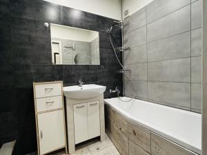 Prodej bytu 3+1, Krnov - Pod Bezručovým vrchem, E. Hakena, 70 m2