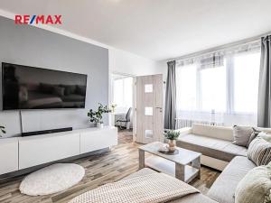 Prodej bytu 2+1, Jindřichův Hradec, sídliště Vajgar, 60 m2