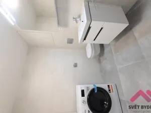 Pronájem bytu 2+kk, Praha - Holešovice, V háji, 55 m2