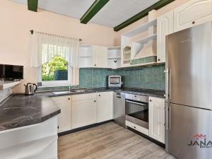 Prodej rodinného domu, Radostná pod Kozákovem, 185 m2