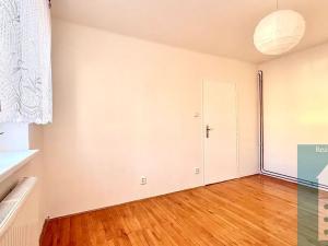 Pronájem bytu 2+1, Kroměříž, Vrobelova, 56 m2