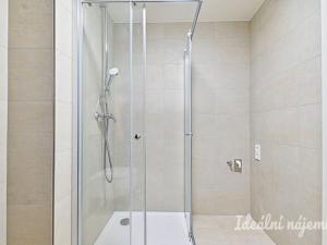 Pronájem bytu 2+kk, Brno, Bystrcká, 49 m2