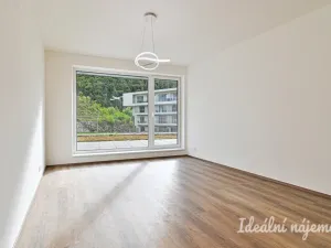 Pronájem bytu 2+kk, Brno - Komín, Bystrcká, 49 m2