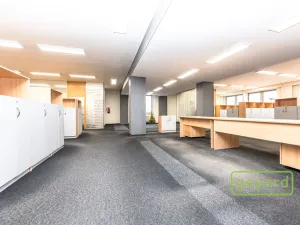 Pronájem kanceláře, Praha - Motol, Plzeňská, 213 m2