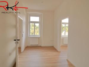 Prodej bytu 3+1, Veltrusy, Komenského, 65 m2