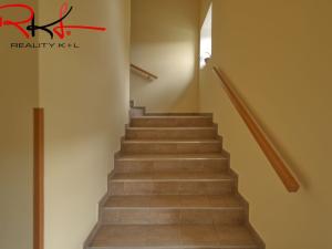 Prodej bytu 3+1, Veltrusy, Komenského, 65 m2