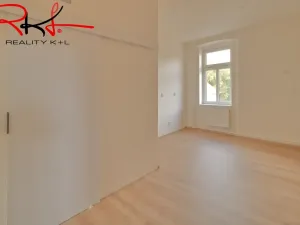 Prodej bytu 3+1, Veltrusy, Komenského, 65 m2