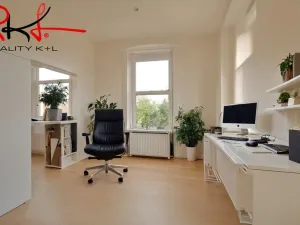 Prodej bytu 3+1, Veltrusy, Komenského, 65 m2