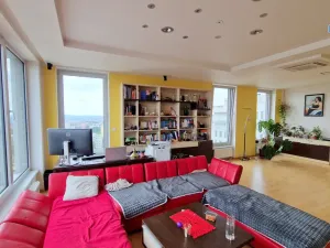 Prodej bytu 4+kk, Brno - Lesná, Majdalenky, 446 m2