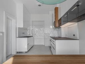 Pronájem bytu 1+1, Praha, Bulharská, 49 m2