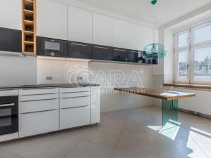 Pronájem bytu 1+1, Praha, Bulharská, 49 m2