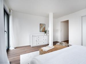 Prodej vícegeneračního domu, Šestajovice, Ve Vilkách, 460 m2