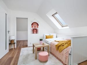 Prodej vícegeneračního domu, Šestajovice, Ve Vilkách, 460 m2