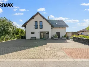 Prodej rodinného domu, Stěžery - Stěžírky, 215 m2