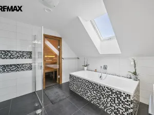 Prodej rodinného domu, Stěžery - Stěžírky, 215 m2