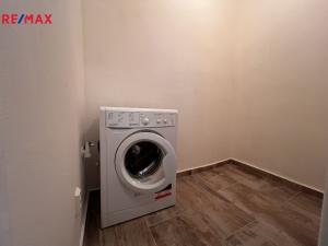 Pronájem bytu 3+1, Hradec Králové, Pod Strání, 74 m2